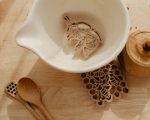 Kinfolk Pantry - Conjunto Abelha e Favo de Mel - Image 3