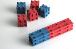 Wissner - Red and blue snap-in cubes - 30 pieces - with instructions in Portuguese - Image 2